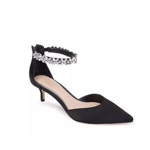 COPY - JEWEL BADGLEY MISCHKA
Women's Robles Kitten Heel Evening Pumps